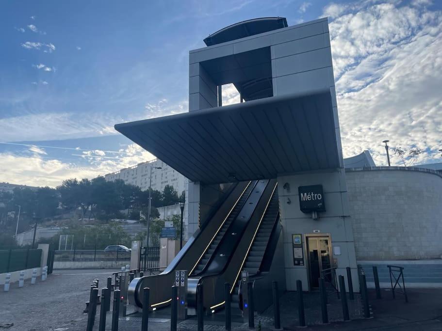 Jolie Charmant T3 Refait A Neuf A Marseille Extérieur photo