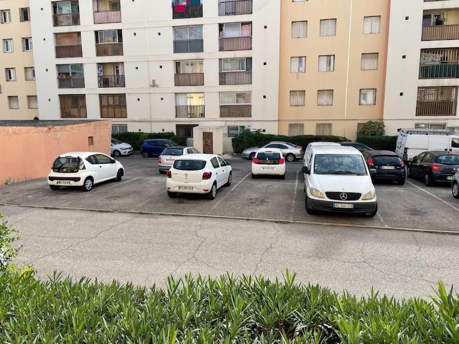 Jolie Charmant T3 Refait A Neuf A Marseille Extérieur photo